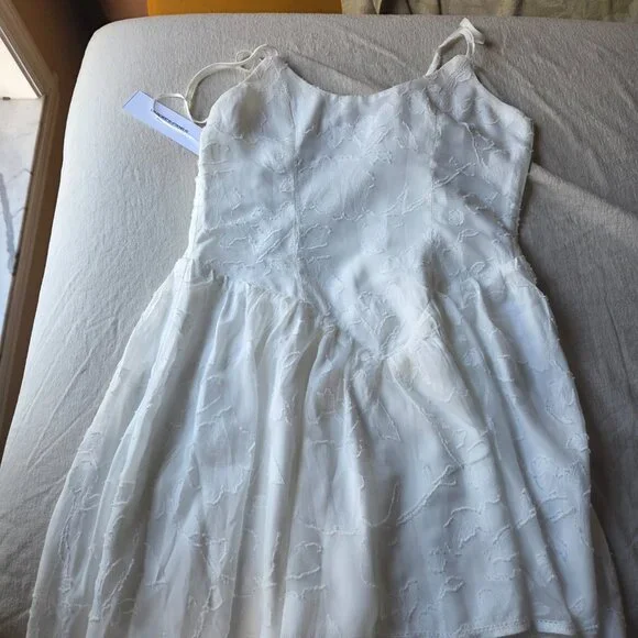 Princess Polly Diviner Burnout Dress Size 4 - Picture 5 of 8